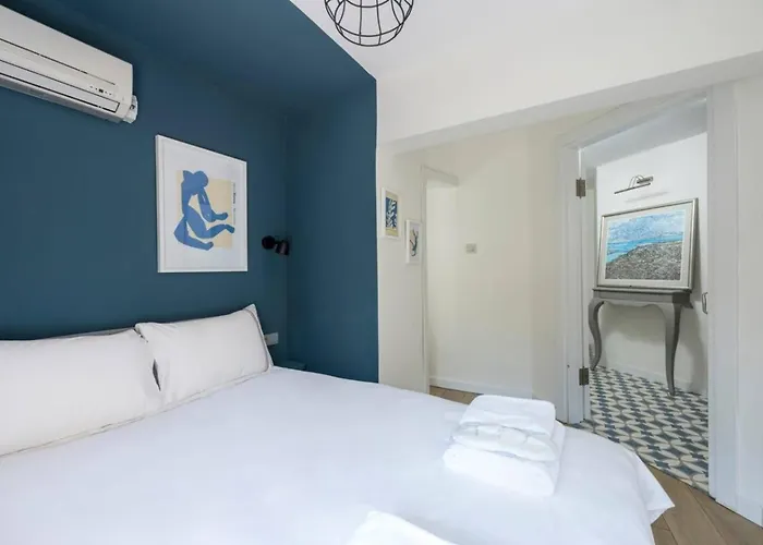 Beautiful Modern Bright 2bd Patio Duplex #179 * Estambul